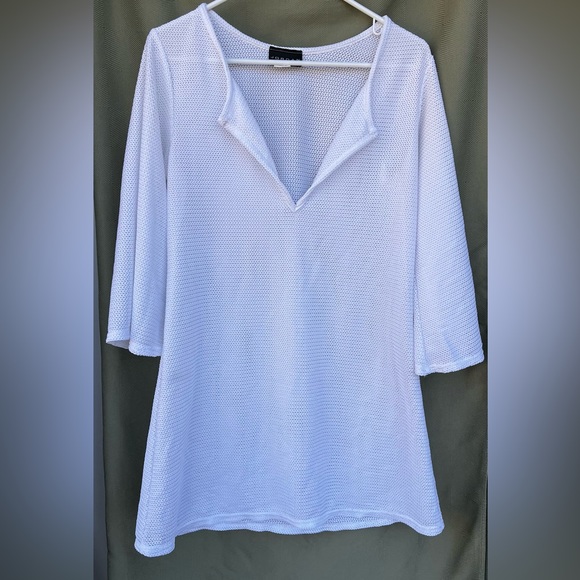 Jordan Taylor white mesh top swimsuit cover up tunic - Picture 2 of 9